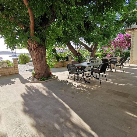 Room'S Brica Barbat na Rabu المظهر الخارجي الصورة